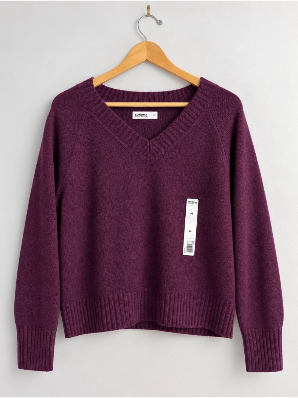 Sonoma | V-Neck | Women's Medium | Sweater in Plum